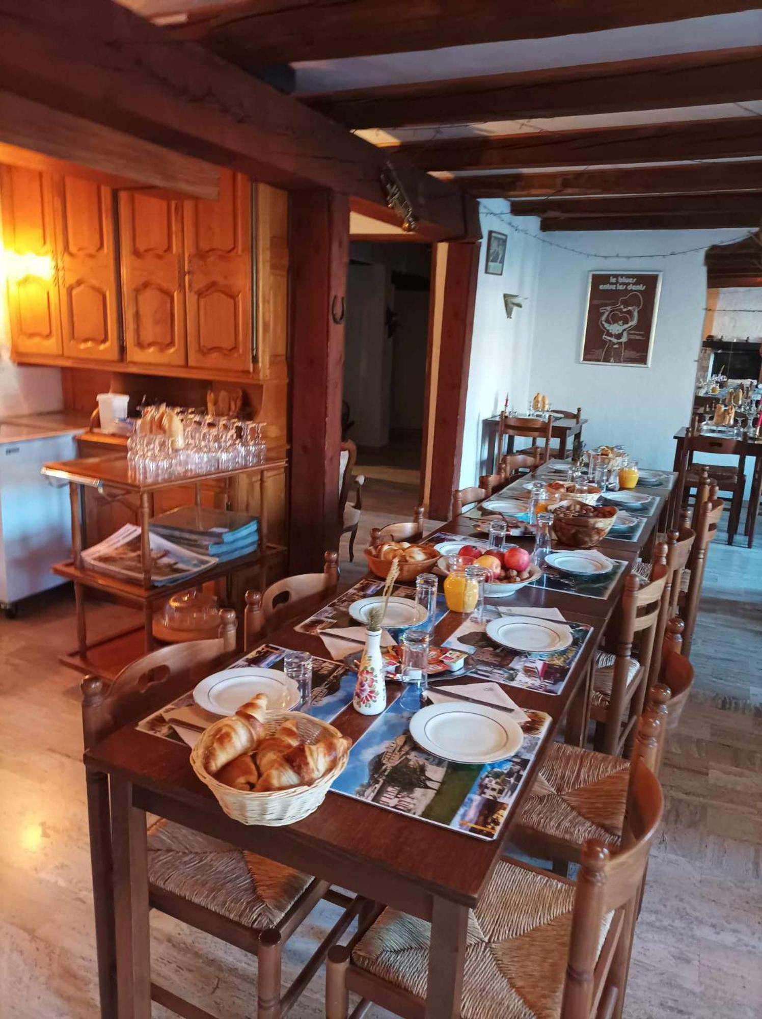 Auberge Lou Jas Soleilhas Exterior foto